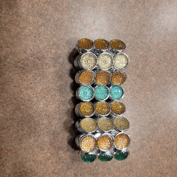 Peach,  green, & gold stretchy glitter bracelet - Picture 6 of 6